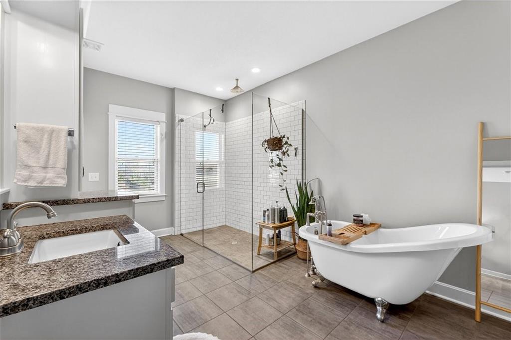 5199 Southeast Fox Run Road Lathrop, MO 64465 - Photo 22 of 69