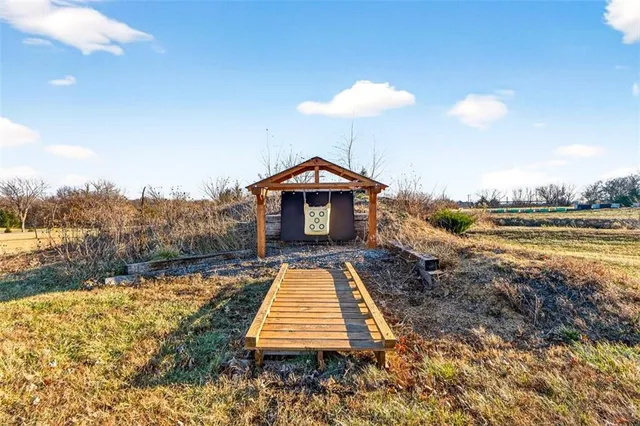 $669,000 | 5199 Southeast Fox Run Road, Lathrop, MO 64465