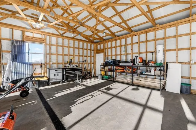 $669,000 | 5199 Southeast Fox Run Road, Lathrop, MO 64465