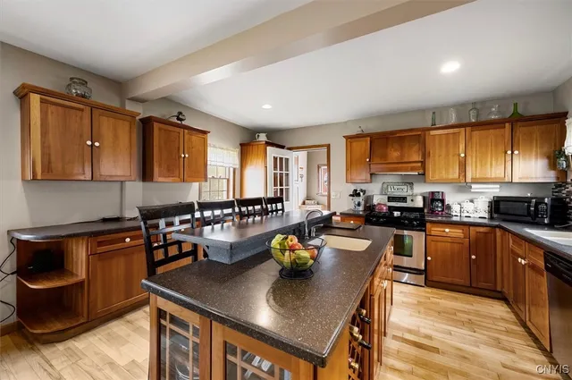 $659,900 | 2629 Highway 8, Brookfield, NY 13491