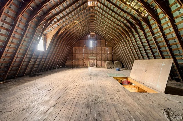 $659,900 | 2629 Highway 8, Brookfield, NY 13491