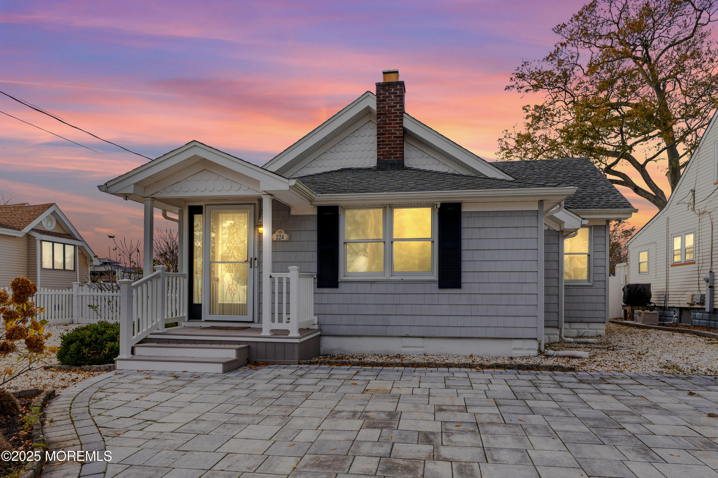 224 Grover Rd