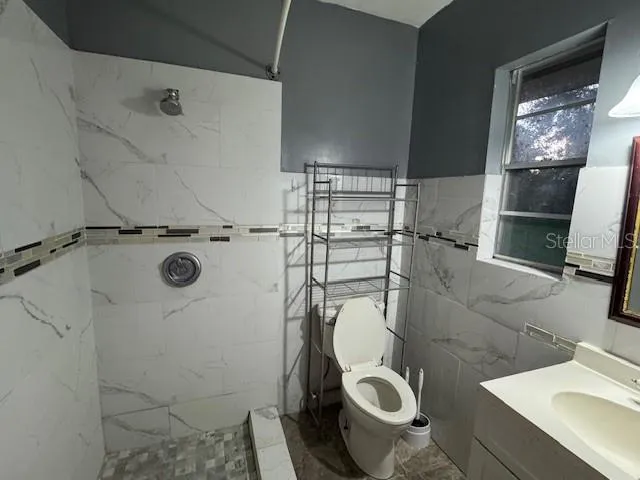 $2,000 | 112 Crescent Boulevard, Sanford, FL 32771