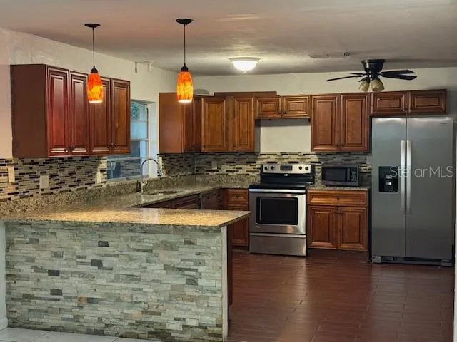 $2,000 | 112 Crescent Boulevard, Sanford, FL 32771