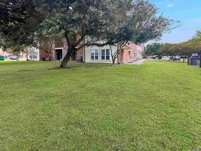 $169,900 | 710 East Boyd Drive, Unit 1306, Baton Rouge, LA 70808