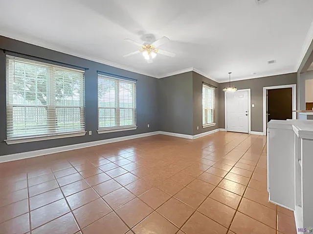 $169,900 | 710 East Boyd Drive, Unit 1306, Baton Rouge, LA 70808
