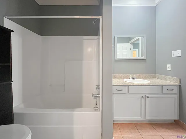 $169,900 | 710 East Boyd Drive, Unit 1306, Baton Rouge, LA 70808