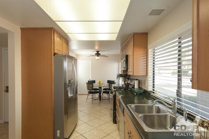 72384 Ridgecrest Lane Palm Desert, CA 92260 - Photo 13 of 24 20190618172555867501000000-o