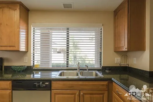 $2,800 | 72384 Ridgecrest Lane, Palm Desert, CA 92260