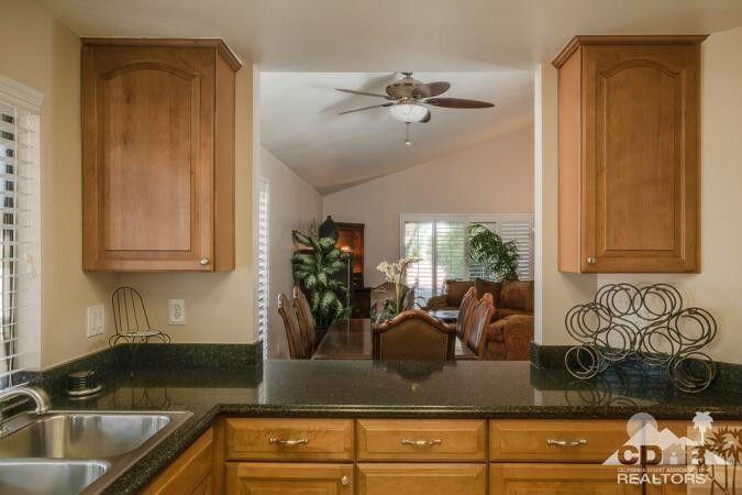 72384 Ridgecrest Lane Palm Desert, CA 92260 - Photo 10 of 24 20190618172720328690000000-o