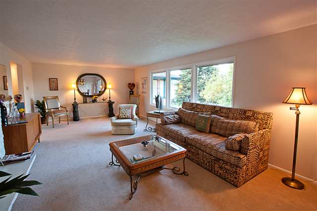 212 West Rainier Way Spokane, WA 99208 - Photo 3 of 20 Gallery Image 3