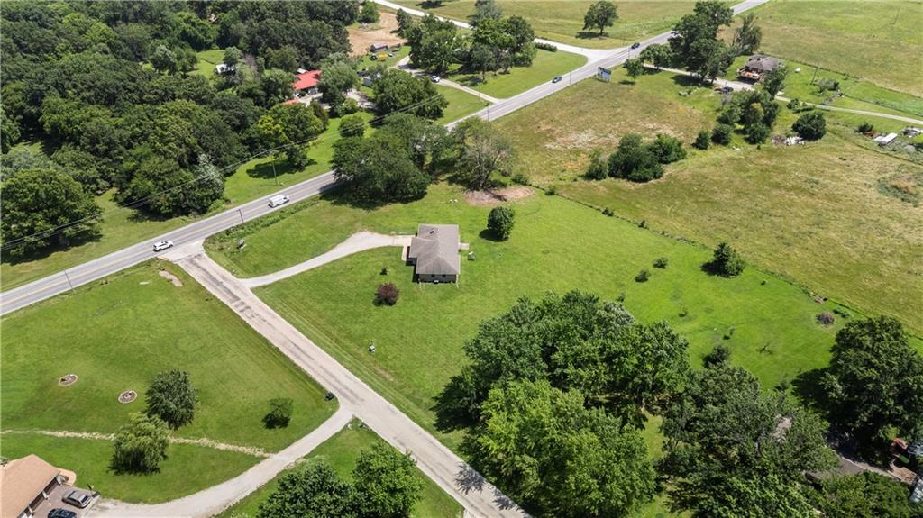 8 Northwest 515th Road Warrensburg, MO 64093 - Photo 20 of 54