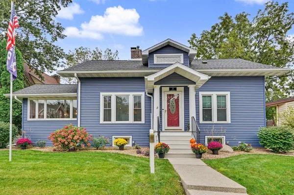 $269,900 | 101 Elston Avenue, Waterloo, IA 50701