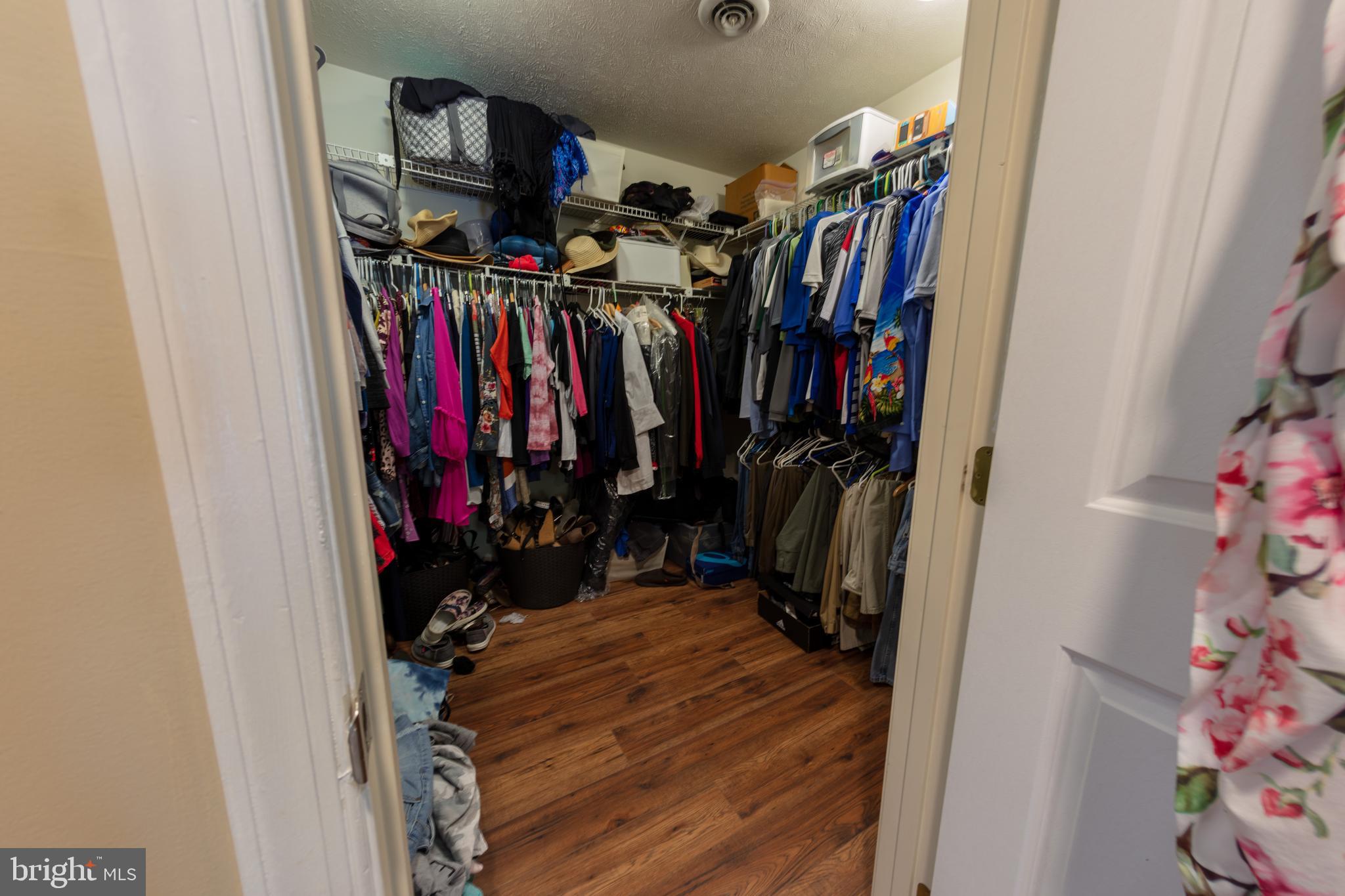 41 Dundee Road Inwood, WV 25428 - Photo 19 of 53 Large Walk In Closet