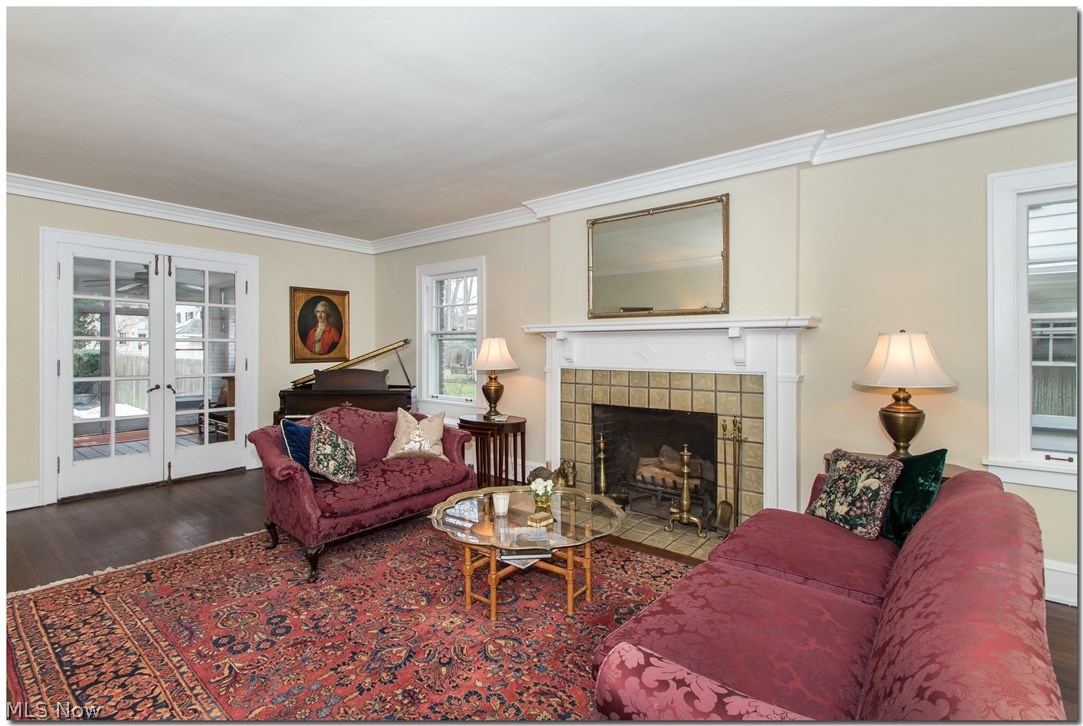 2916 Edgehill Road Cleveland, OH 44118 - Photo 4 of 30 Gallery Image 4