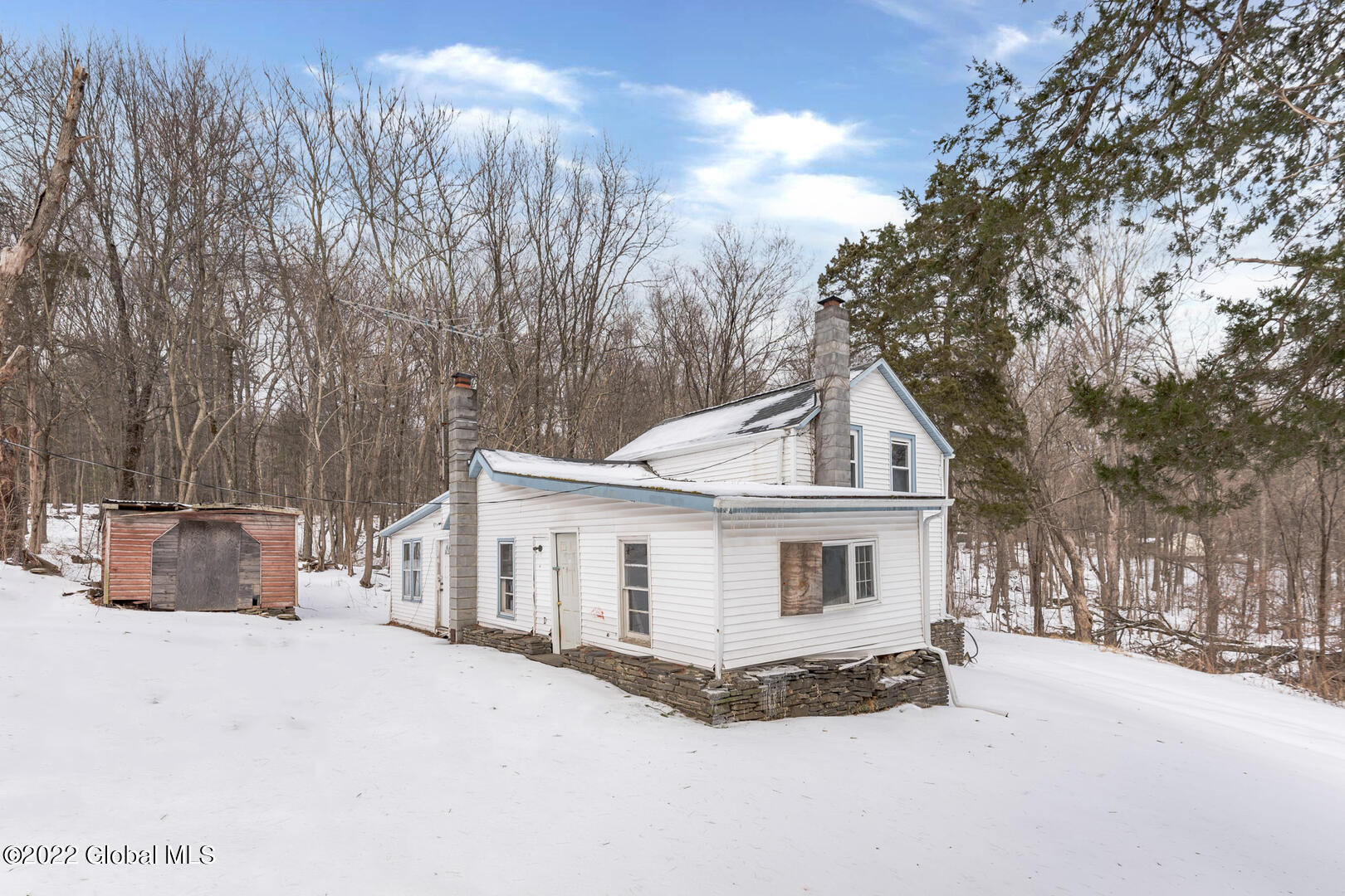 487 High Falls Road Saugerties, NY 12477 - Photo 3 of 6 d5b1a2de-e08e-4c4a-9010-3c91be57715f-thu