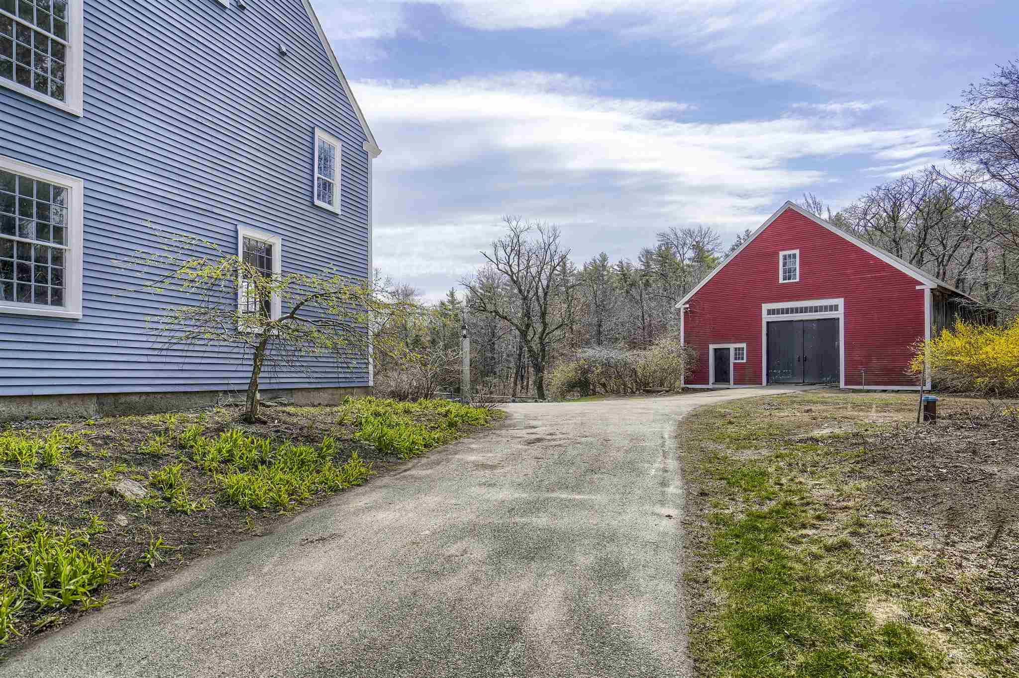 642 Mountain Road Lyndeborough, NH 03082 - Photo 13 of 40