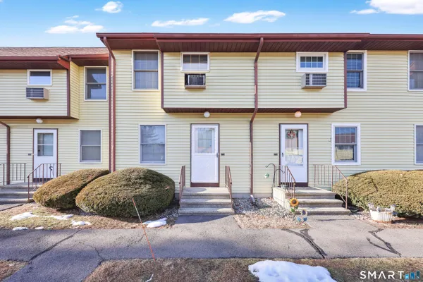 $159,900 | 268 Hartford Turnpike, Unit E5, Tolland, CT 06084