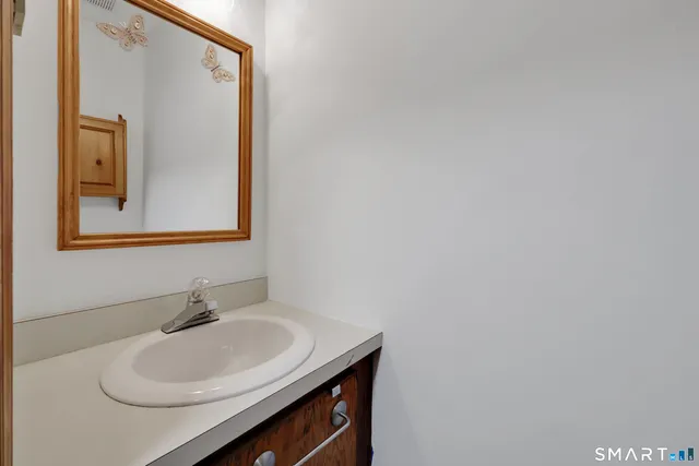 $159,900 | 268 Hartford Turnpike, Unit E5, Tolland, CT 06084