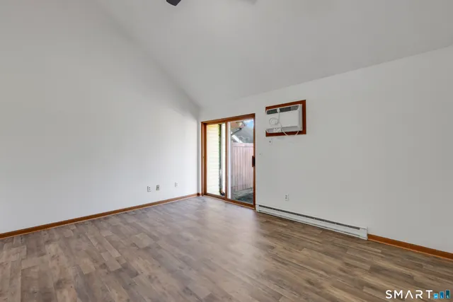 $159,900 | 268 Hartford Turnpike, Unit E5, Tolland, CT 06084