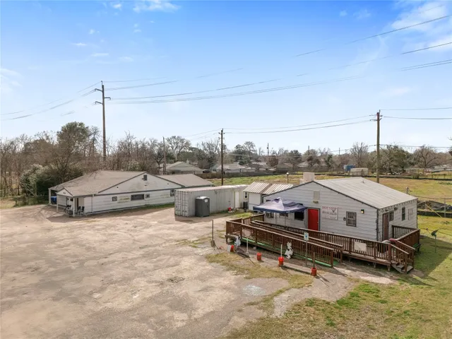 $820,000 | 9210 Ashville Drive, Houston, TX 77051