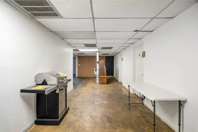 $820,000 | 9210 Ashville Drive, Houston, TX 77051