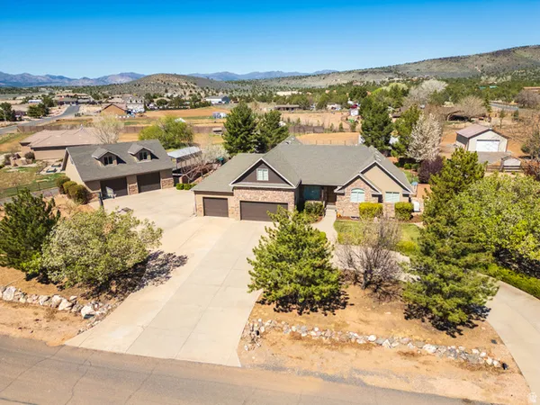 $1,300,000 | 346 West Canyon Trails Drive, Dammeron Valley, UT 84783