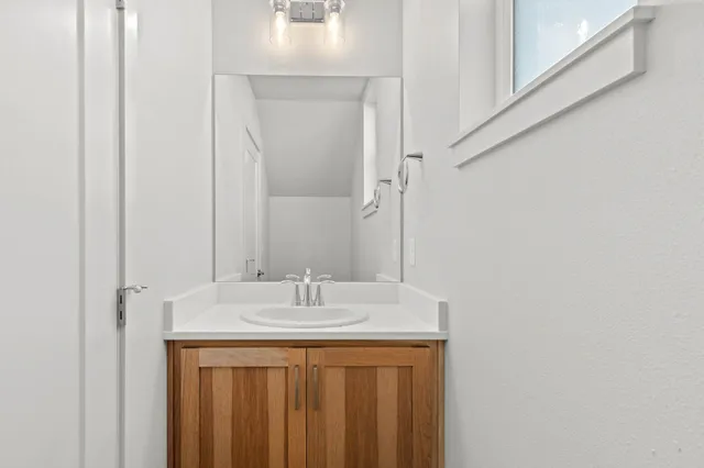 $640,000 | 211 North Woodlawn Lane, Spokane Valley, WA 99216