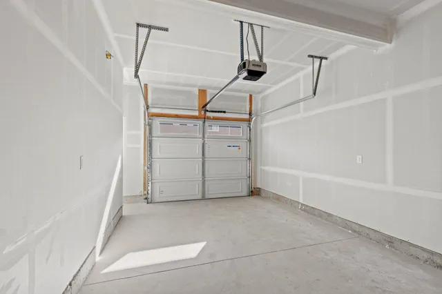 $640,000 | 211 North Woodlawn Lane, Spokane Valley, WA 99216