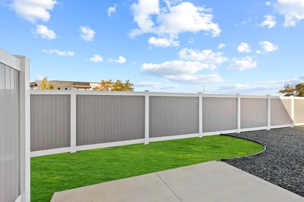 $640,000 | 211 North Woodlawn Lane, Spokane Valley, WA 99216