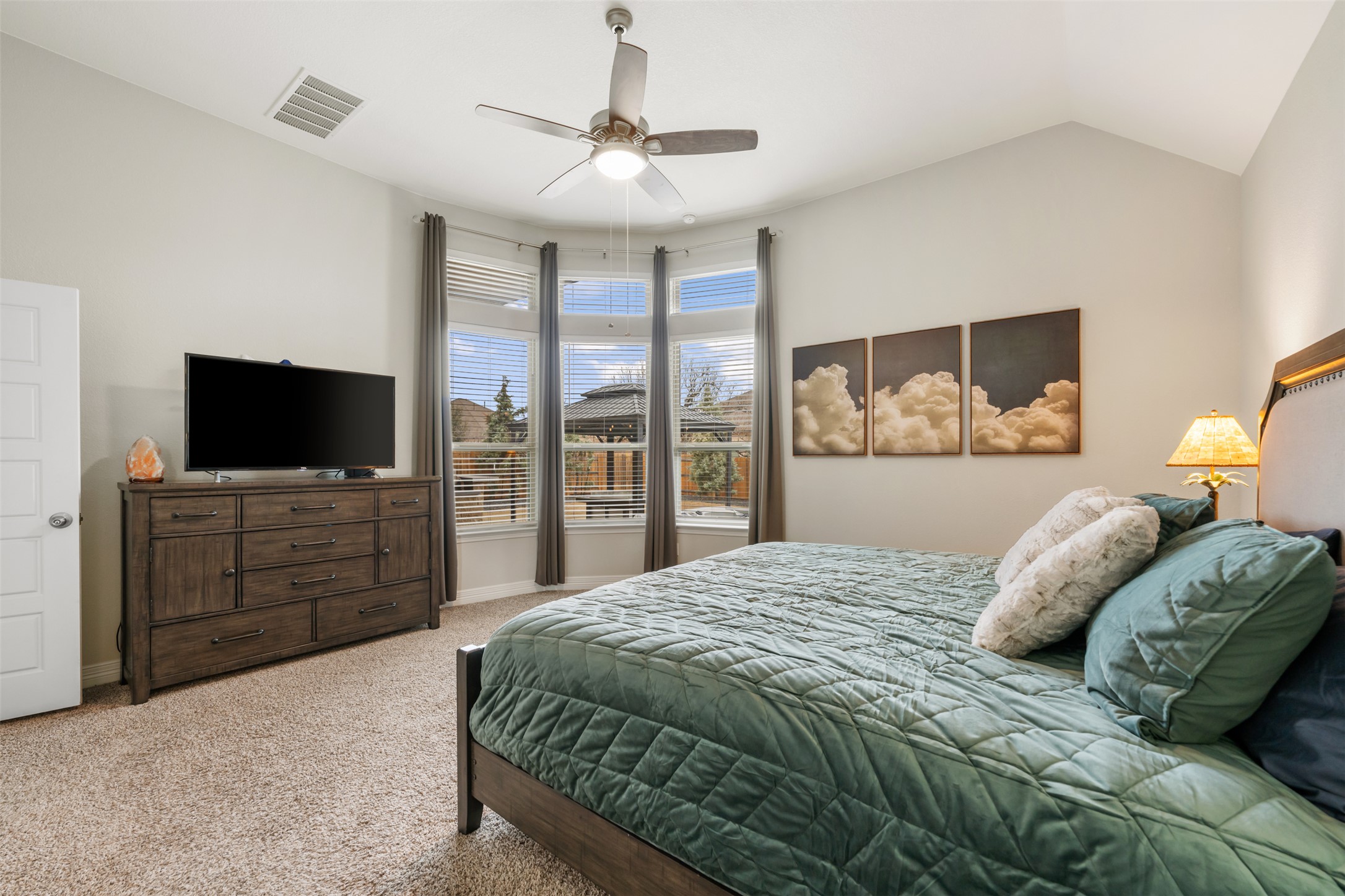 2501 Costera Street Leander, TX 78641 - Photo 14 of 40