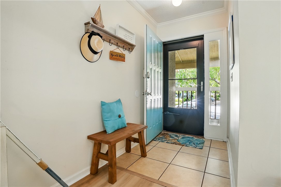 222 Walmar Grove St. Simons Island, GA 31522 - Photo 3 of 25