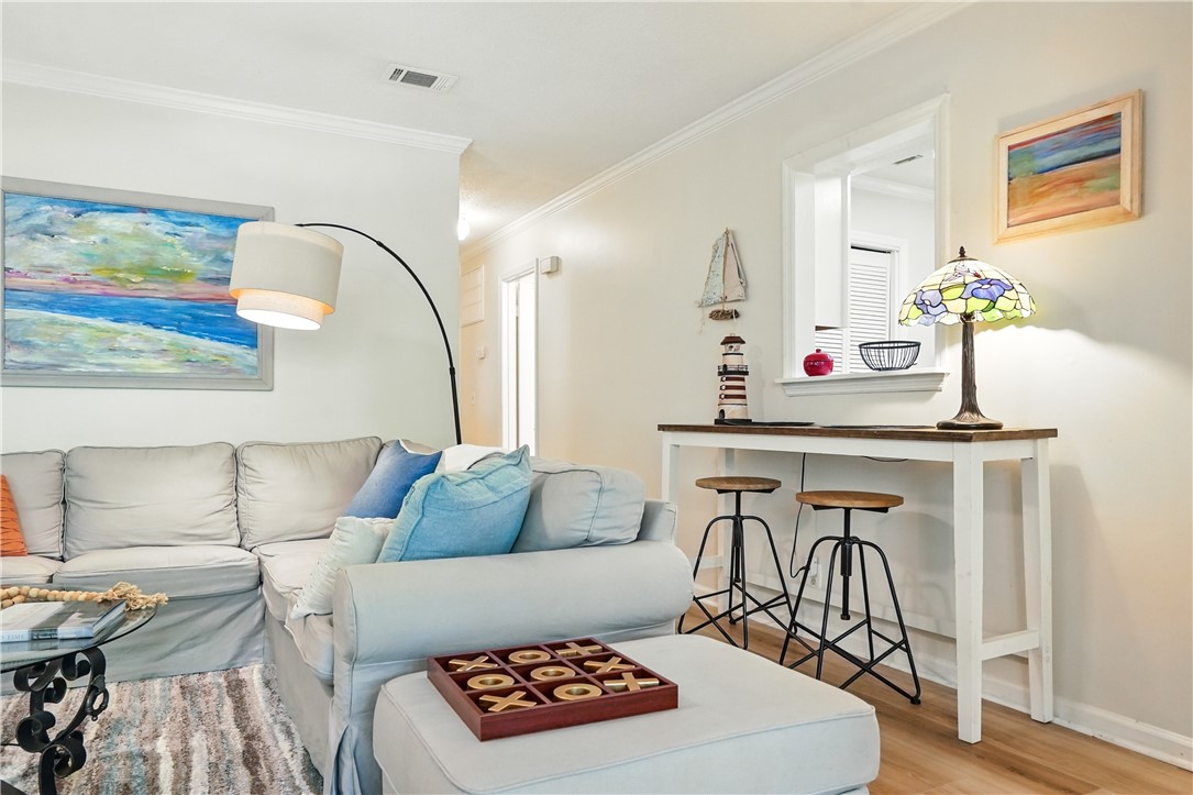 222 Walmar Grove St. Simons Island, GA 31522 - Photo 8 of 25