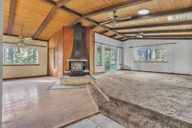 a view of livingroom with window