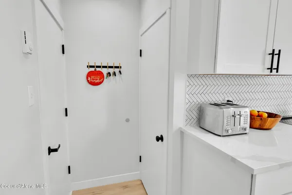 $645,000 | 1810 West Honeysuckle Avenue, Hayden, ID 83835