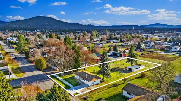 $645,000 | 1810 West Honeysuckle Avenue, Hayden, ID 83835