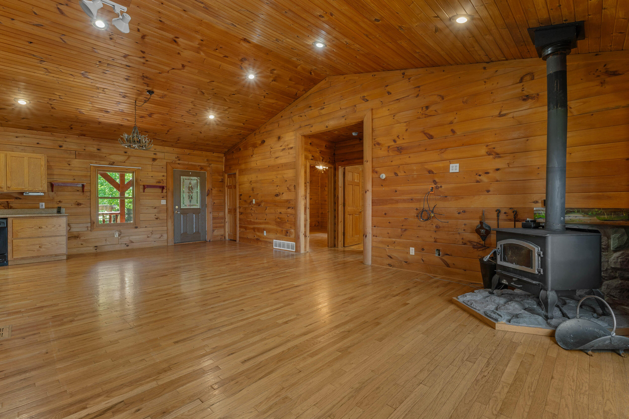 7470 Moreland Road Jonesville, MI 49250 - Photo 40 of 69 52__dsc8605