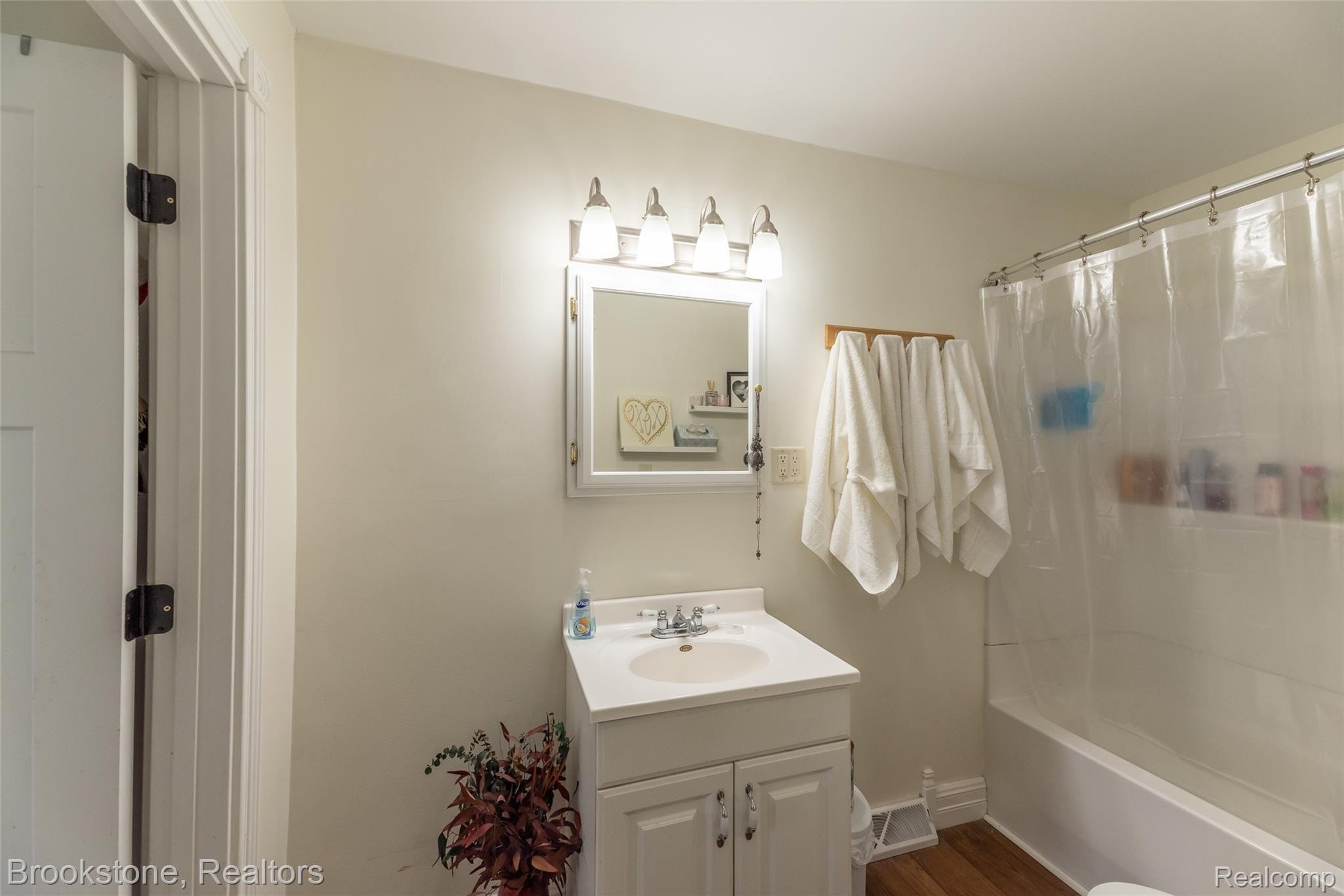 5269 West Mount Morris Road Mount Morris, MI 48458 - Photo 21 of 51 DSC_1406.jpg