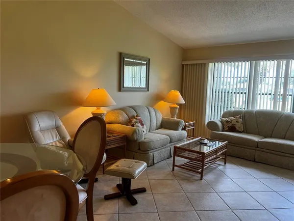 $220,000 | 1211 Capri Isles Boulevard, Unit 55, Venice, FL 34292