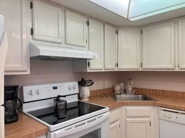 $220,000 | 1211 Capri Isles Boulevard, Unit 55, Venice, FL 34292