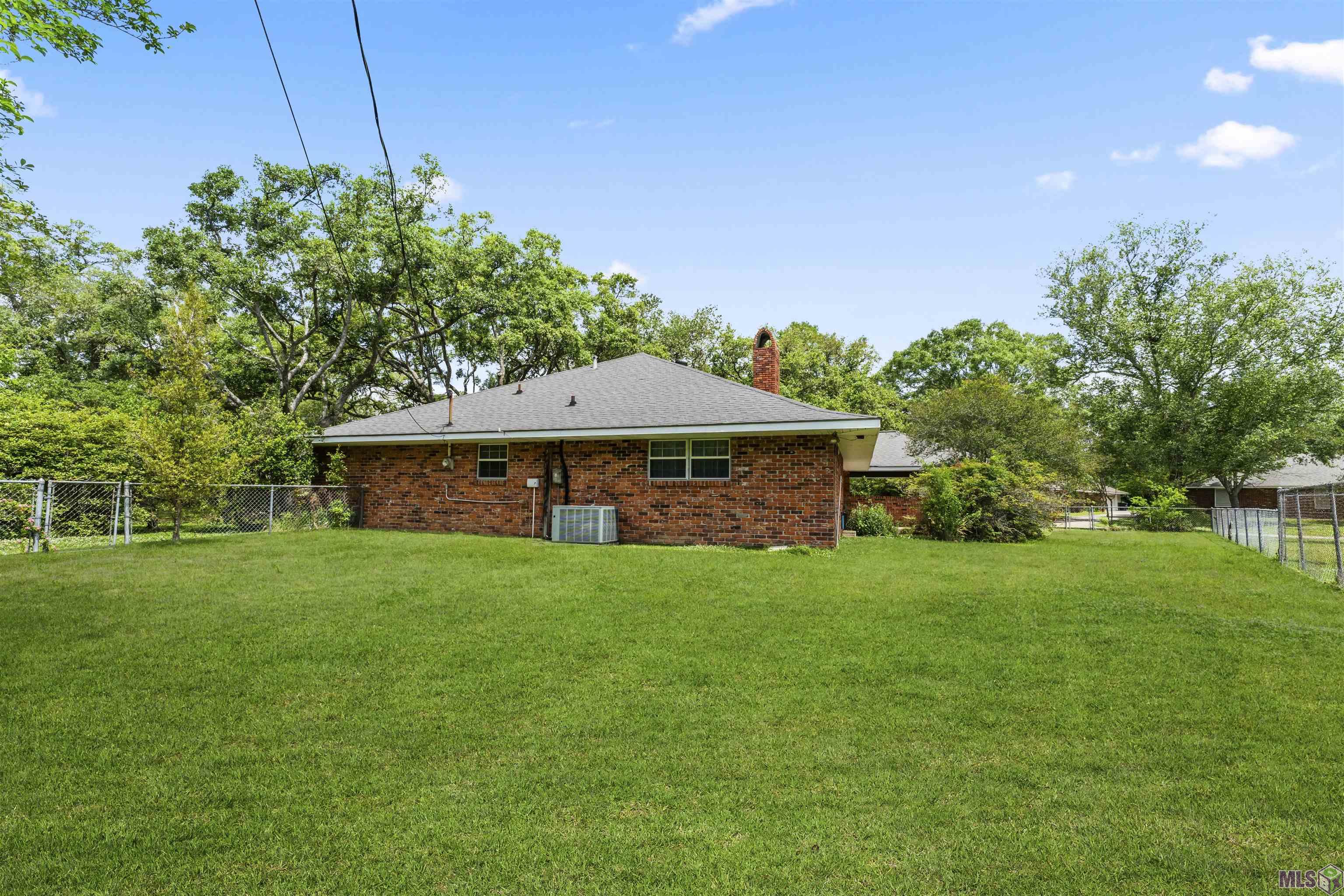 2068 Tamarix Street Baton Rouge, LA 70808 - Photo 18 of 18 Gallery Image 18