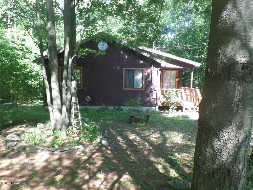 98 Aspen Ridge Hawley, PA 18428 - Photo 2 of 16 Gallery Image 2