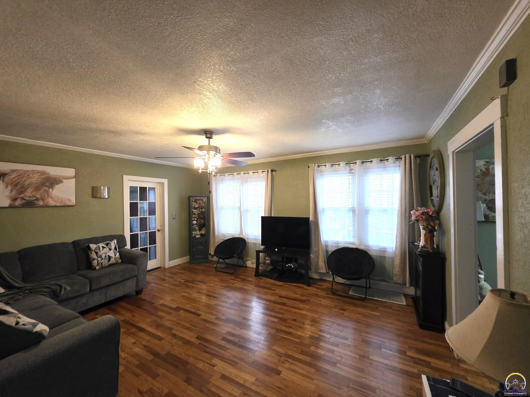 431 Southeast Baldwin Road Topeka, KS 66607 - Photo 3 of 17 Gallery Image 3