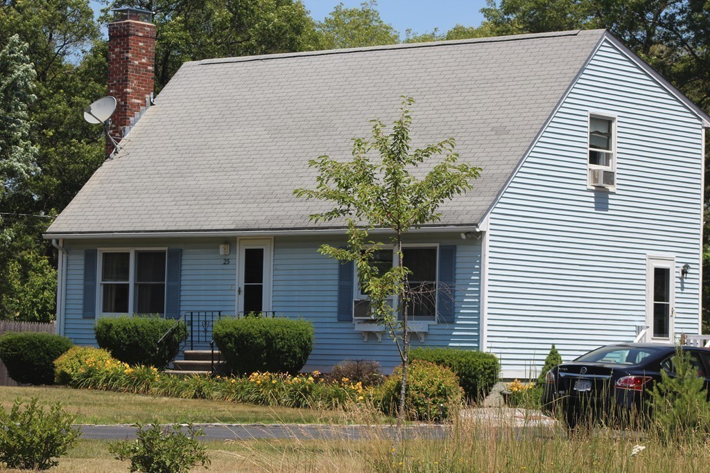 25 Rawson Road Bellingham, MA 02019 - Photo 3 of 29 Gallery Image 3
