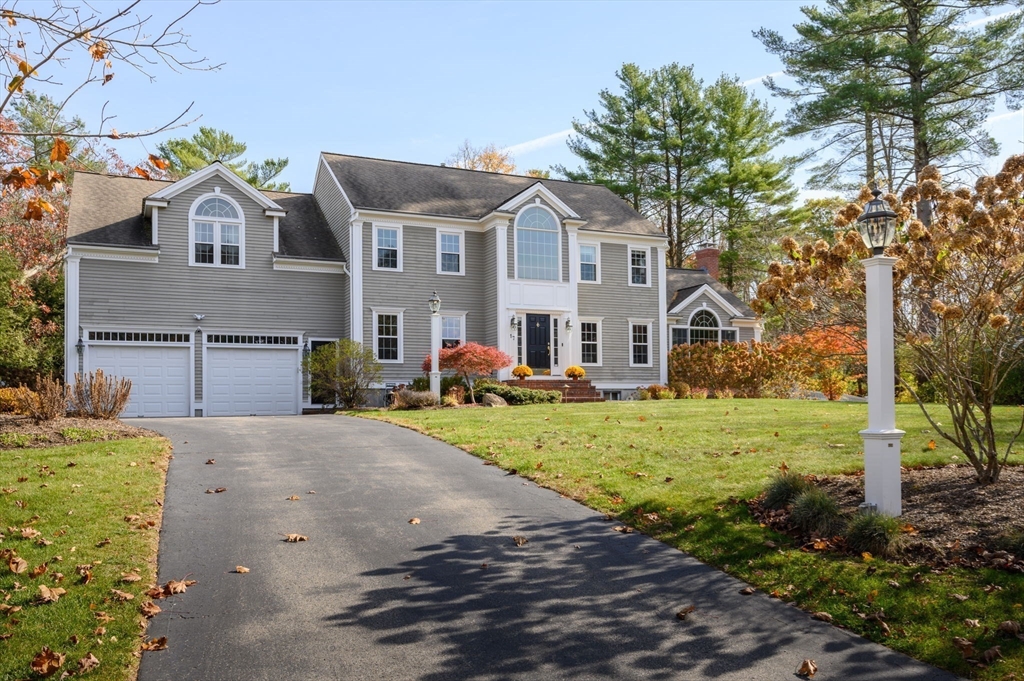 17 Roxanne Road Pembroke, MA 02359 - Photo 2 of 41 Gallery Image 2