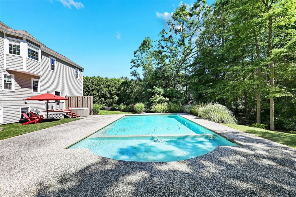 17 Roxanne Road Pembroke, MA 02359 - Photo 32 of 41 Gallery Image 32