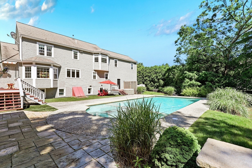 17 Roxanne Road Pembroke, MA 02359 - Photo 33 of 41 Gallery Image 33