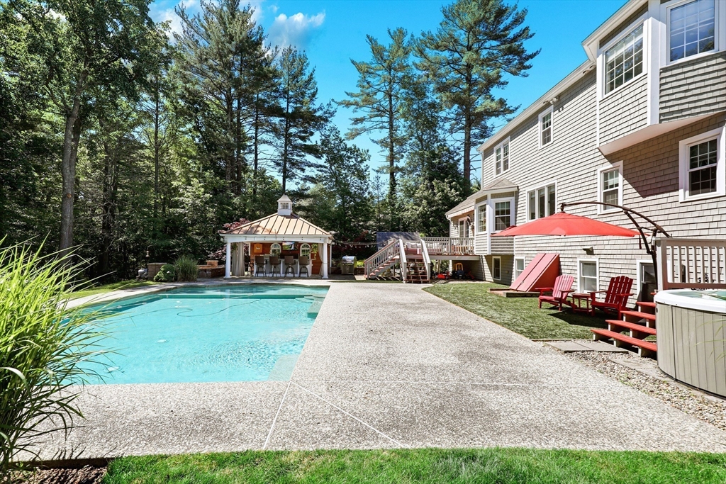 17 Roxanne Road Pembroke, MA 02359 - Photo 35 of 41 Gallery Image 35