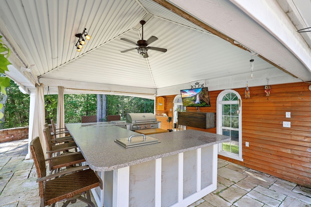 17 Roxanne Road Pembroke, MA 02359 - Photo 37 of 41 Gallery Image 37