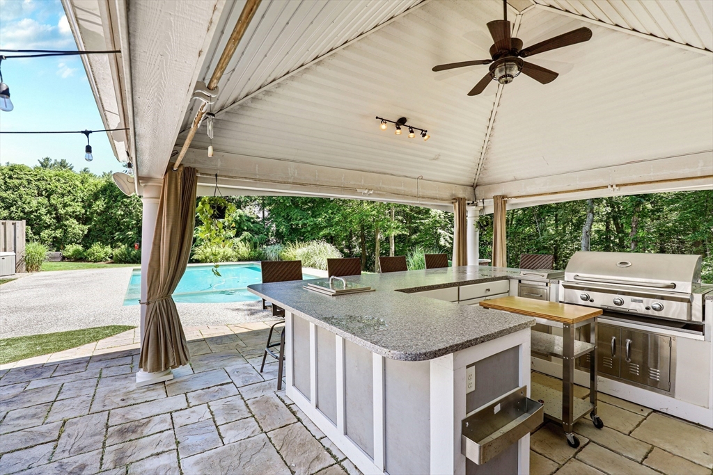 17 Roxanne Road Pembroke, MA 02359 - Photo 38 of 41 Gallery Image 38